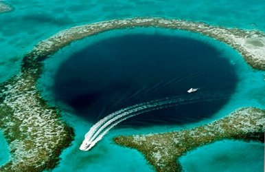 Blue hole Belize