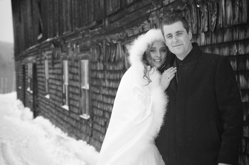 Belle-photo-de-mariage-en-hiver