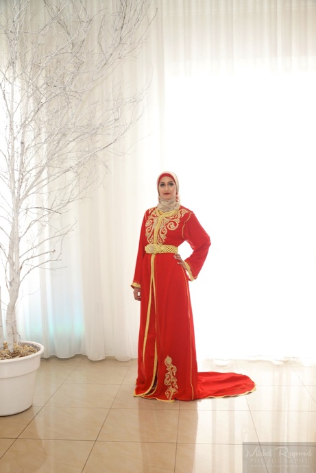 Robe-rouge-oriental-pour-mariage