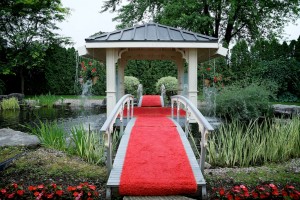 tapis rouge du gazebo du chateau saint-antoine