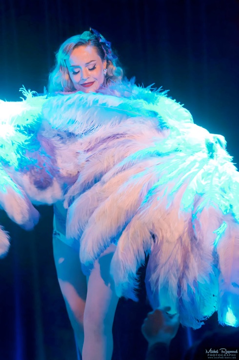 Burlesque-viollette-coquette-10