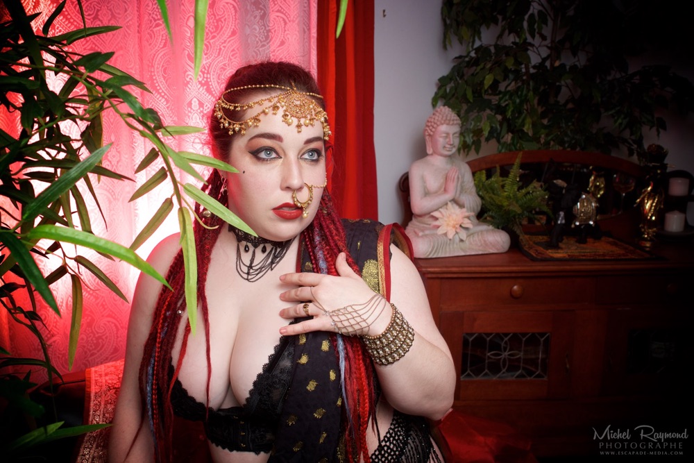the-crimson-duchess-burlesque