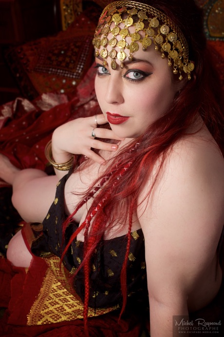 crimson-duchess-boudoir
