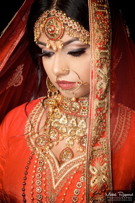 makeup-by-navela-boutique-showcase-montreal