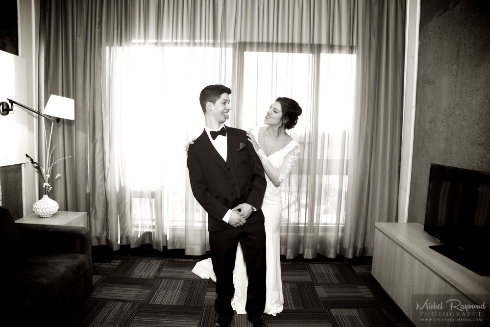 Château-Mont-Sainte-Anne-couple-mariés-photo-humour