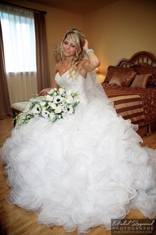 photo de la futur mariée dans la chambre