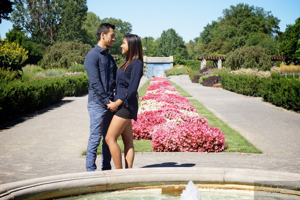 couple-au-jardin-de-fleurs