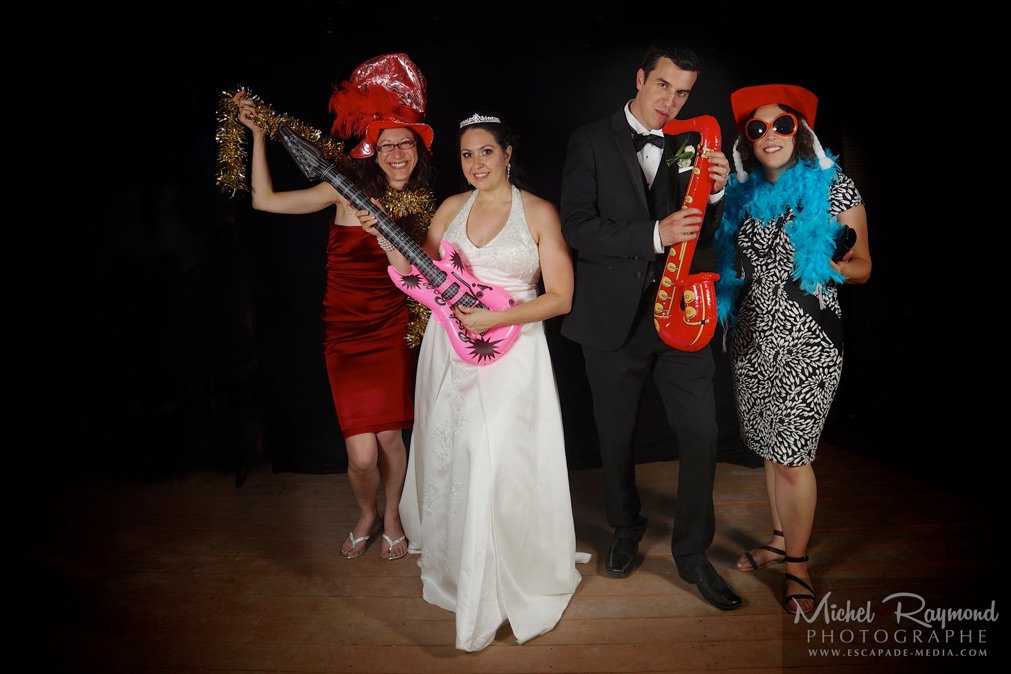 photobooth-comique-avec-les-mariés