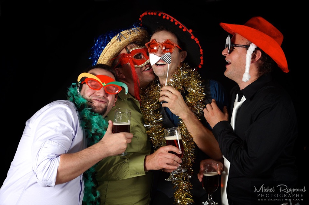 photobooth-avec-4-personnes