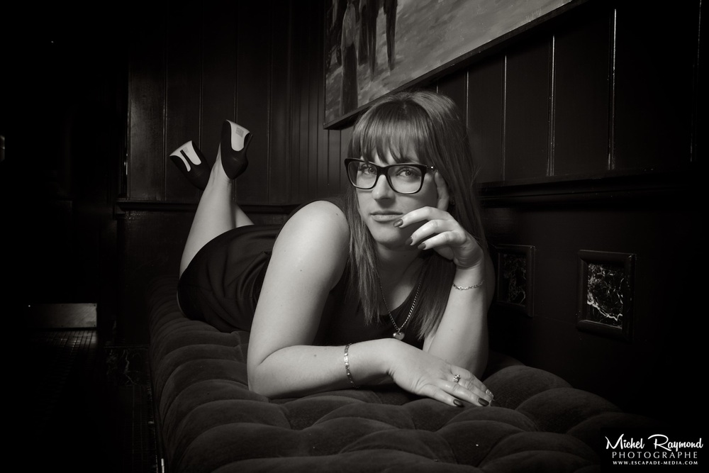 photo-glamour-avec-belle-femme