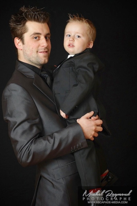 père avec son enfant