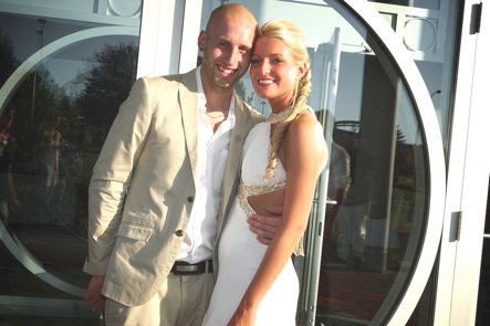 jeune couple bal finnissant