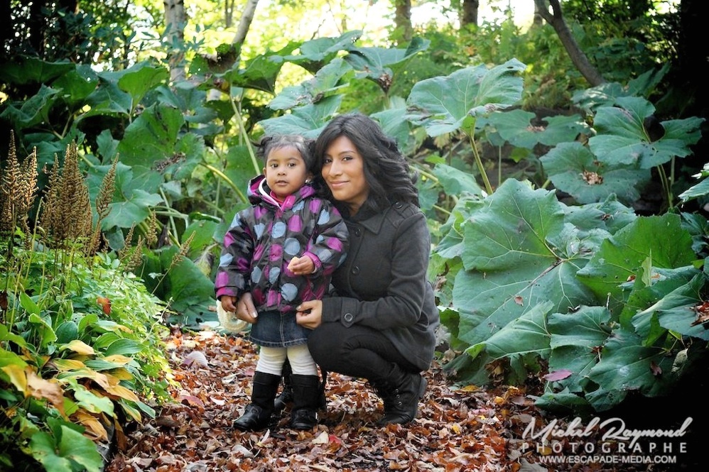 femme latino avec enfants
