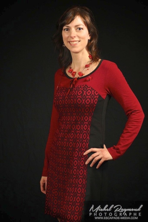 femme robe rouge