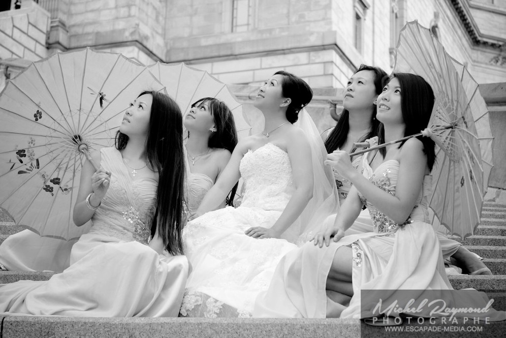 les denoiselles avec la mariée dans les escalier de l'Oratoire saint-Joseph
