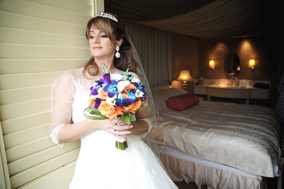 les mariés Sophie et Daniel dans le Gazébo du Château Vaudreuil