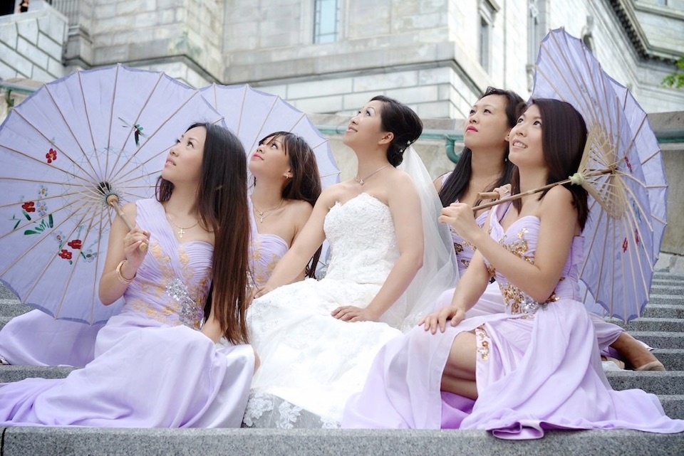 demoiselles-honneur-en-ao-dai-et-la-mariée