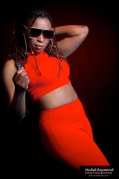 missy-lova-chanteuse-photo-studio-9
