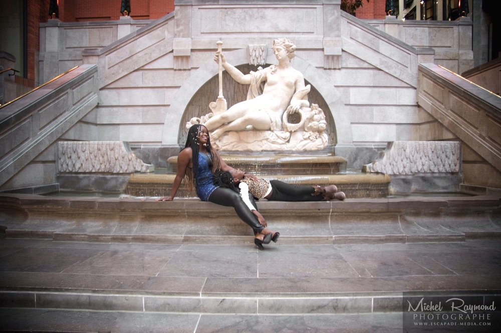seance-photo-devant-la-statue